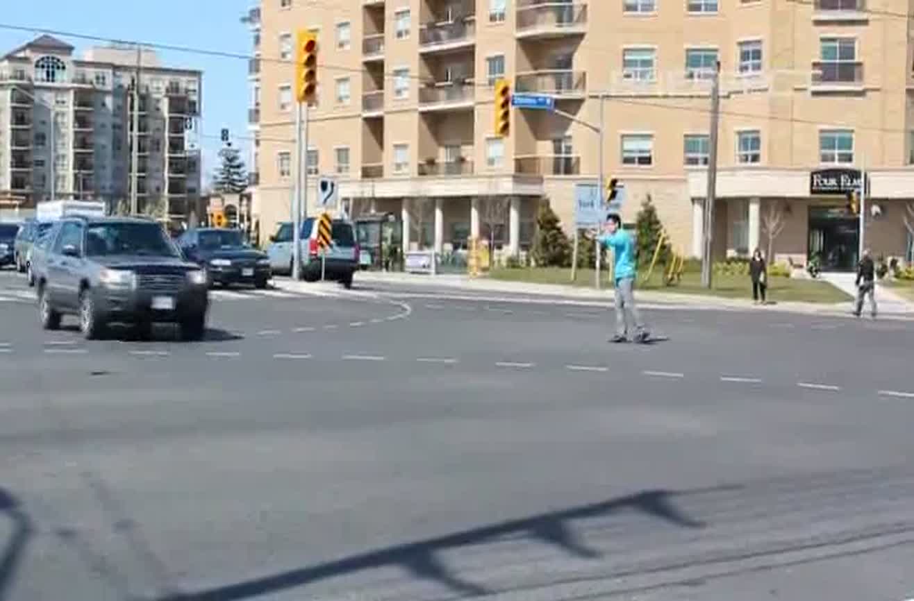 Random Canadian Civilian Takes Charge Of Traffic Until Police Arrive.