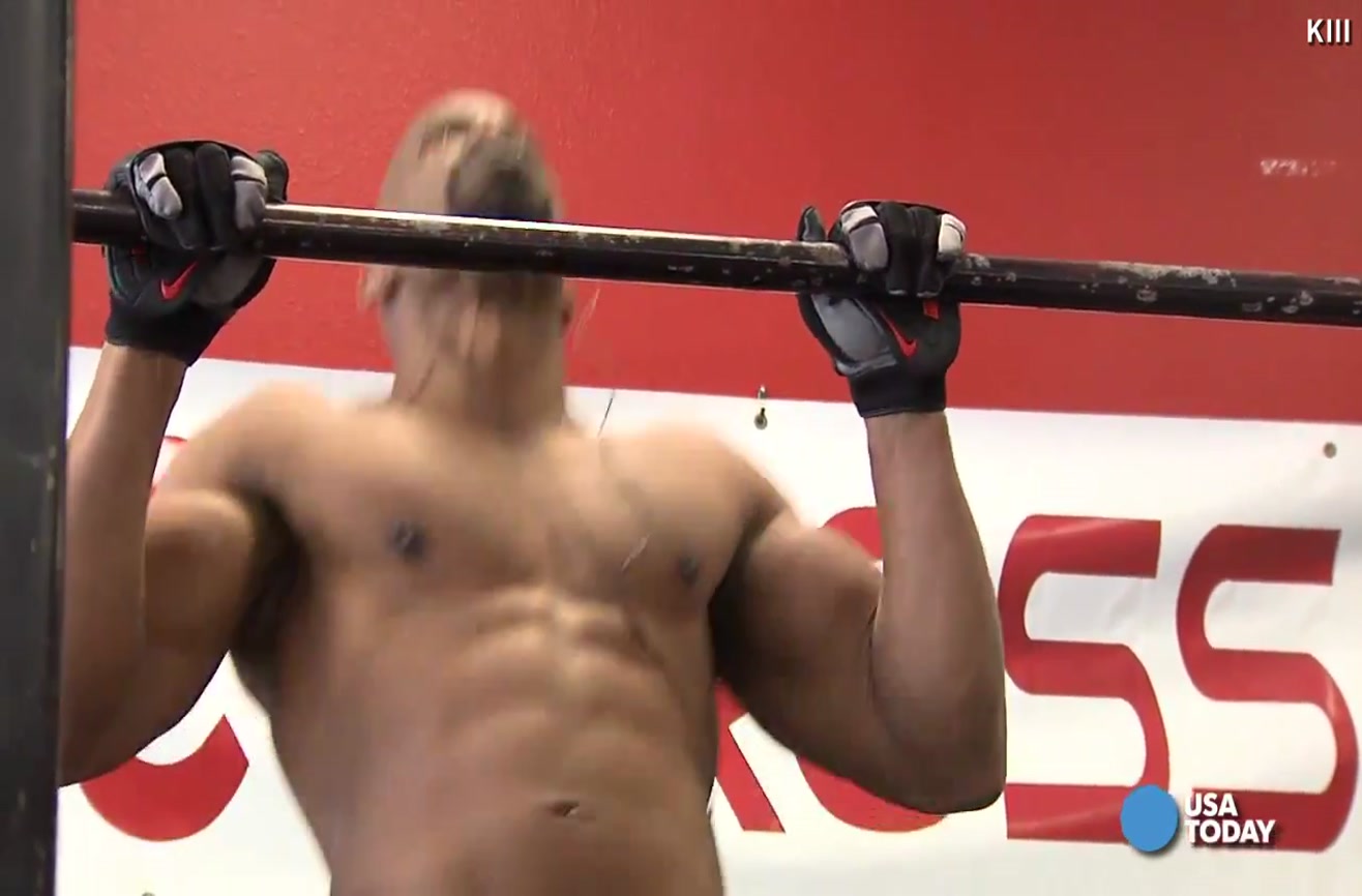 Meet The 54 Year Old Man Who Can Do More Pull Ups Than Anyone Else In The World