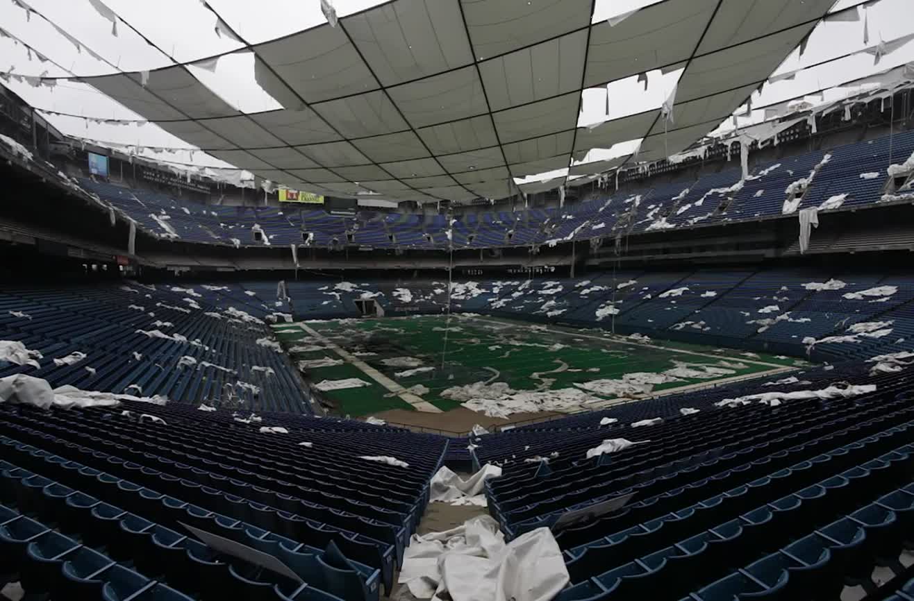 Lions' former home now an abandoned ruin